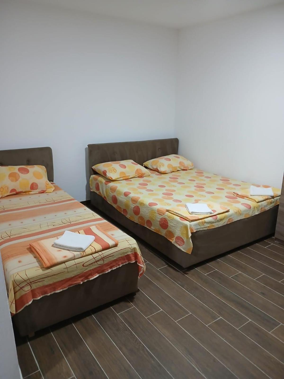 Apartments Mekic Утьеха Номер фото